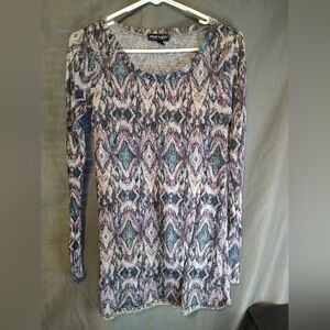Women's About A Girl Multicolor Geometric Top